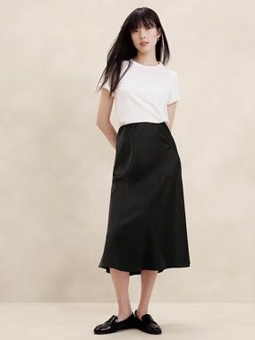 Banana Republic Midi Slip Skirt / Black